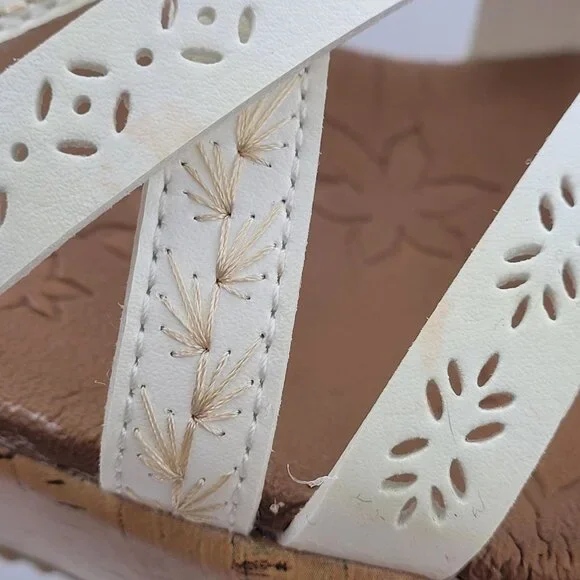 Skechers Beverlee Tiger Posse Sandals Luxe Foam Women's Sz 6 Wedge Strappy White - Picture 11 of 15